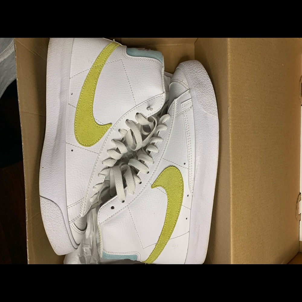Nike blazer mid ‘77 Suede shut stein laxer glacier blue balance